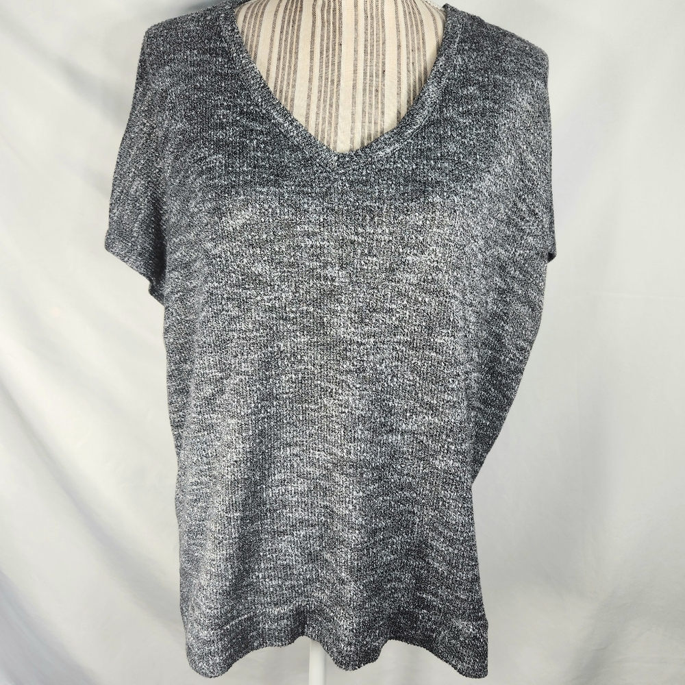 Time and Tru Heathered Black V Neck Short Sleeve Top Size XLarge (16-18)
